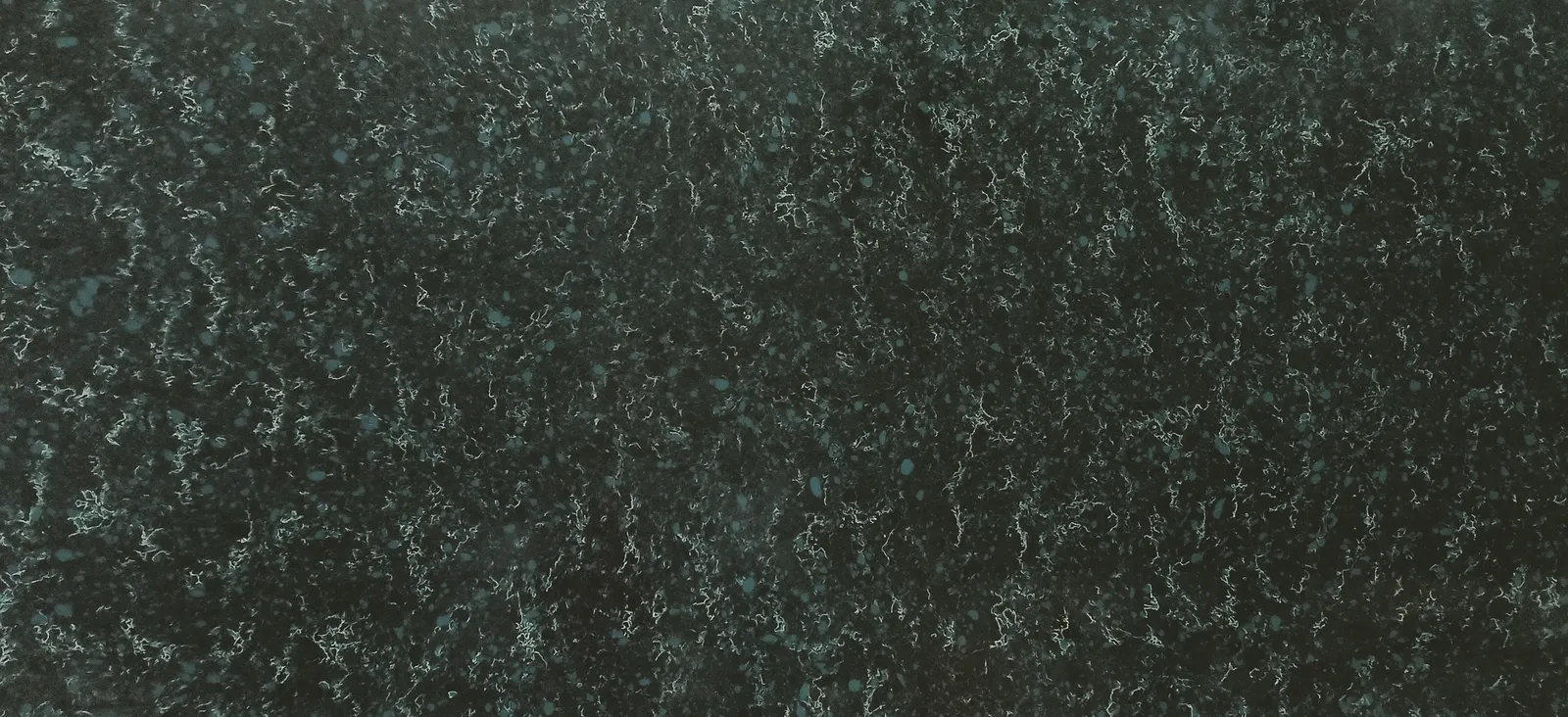 Quantra Aquamarine — кварцевый агломерат