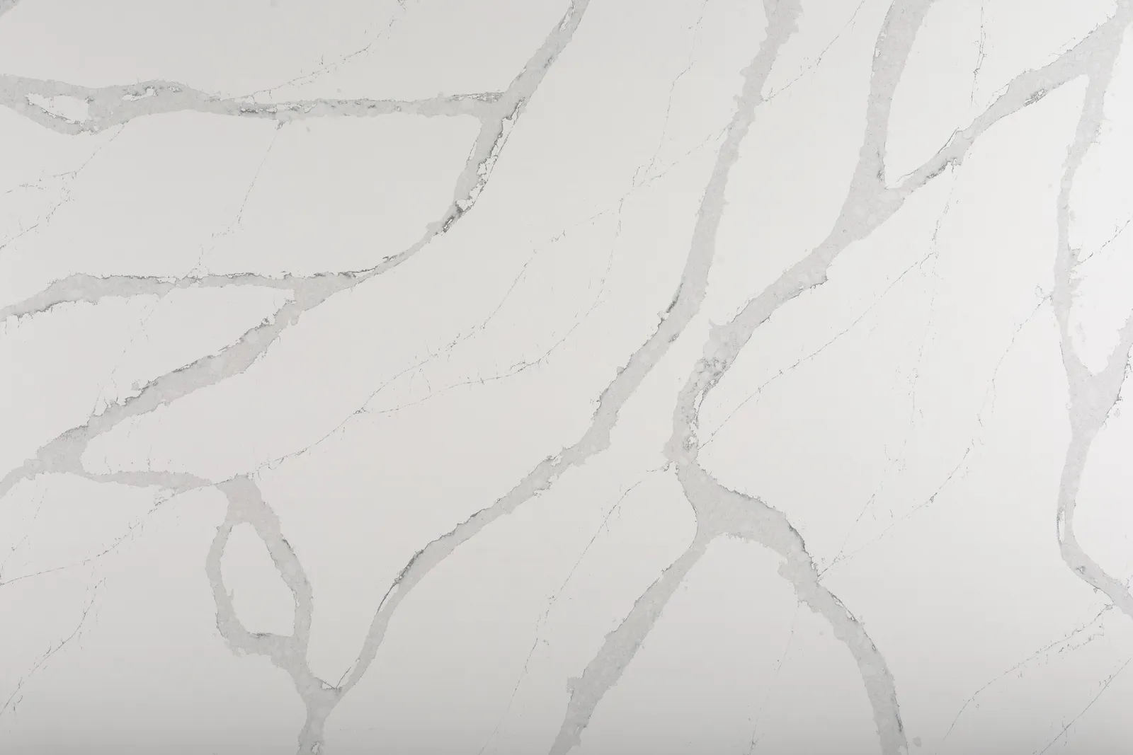 Quantra Calacatta Borghini — кварцевый агломерат